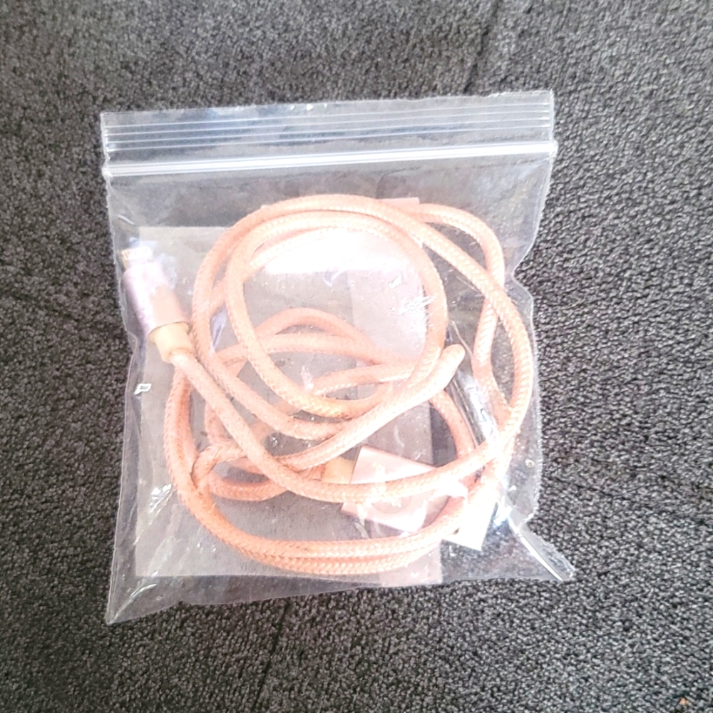USB cable to connect or charge Apple products or devices iPad, iPhone ect..